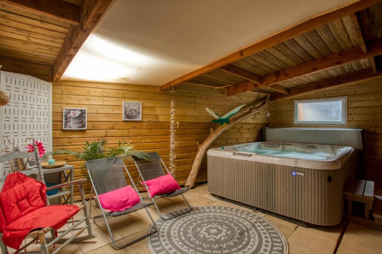 Le Moulin du Bleufond Hotel Montignac-Lascaux Eksteriør billede